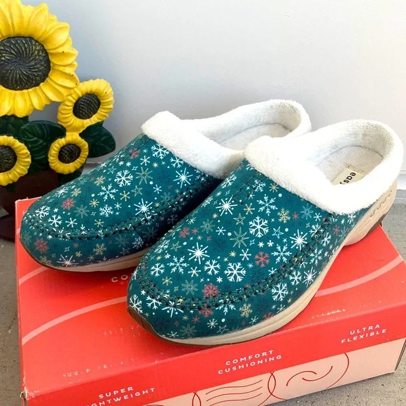 Teal, Red, and White Snowflake Print Fleece Lined Insulated Casual Slip-On Clogs - Picture 1 of 7